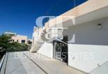 Resale - Villa -
Mil Palmeras - Costa Blanca