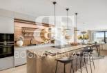 Herverkoop - apartment -
Marbella - Nueva Andalucía