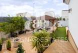 Resale - Villa -
Los Montesinos - La Herrada