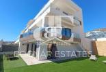 Resale - apartment -
Finestrat