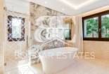 Herverkoop - Villa -
Marbella - Nueva Andalucía