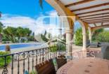 Herverkoop - Country House -
Orihuela