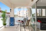 Resale - apartment -
Villamartín
