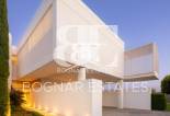 Herverkoop - Villa -
Malaga - Casares