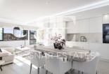 Herverkoop - apartment -
Marbella - Puerto Banús