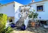 Wiederverkauf - Villa -
Denia