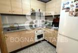 Resale - apartment -
Guardamar del Segura - Center