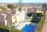 Resale - Villa -
Orihuela Costa - Los Balcones