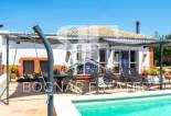 Resale - Villa -
Onil