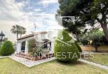 Herverkoop - Villa -
Orihuela Costa - Punta Prima