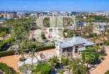 Herverkoop - Villa -
Elche