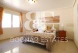 Herverkoop - Villa -
La Marina - La Escuera