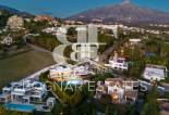 Herverkoop - Villa -
Marbella - Nueva Andalucía
