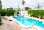 Wiederverkauf - Villa -
Orihuela Costa - MUY CERCA DE LA PLAYA