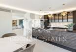 Herverkoop - Villa -
Marbella - Nueva Andalucía