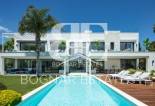 Wiederverkauf - Villa -
Marbella - East Marbella
