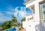 Herverkoop - Villa -
Altea