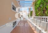 Resale - Villa -
Torrevieja