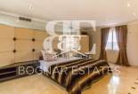 Herverkoop - Villa -
Marbella - Elviria