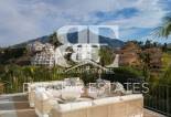 Resale - Villa -
Marbella - Los Naranjos de Marbella