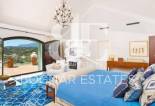 Resale - Villa -
Benahavis
