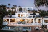 Resale - Villa -
Marbella - Nagueles