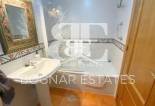 Resale - apartment -
Los Alcazares