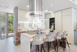 Wiederverkauf - Villa -
Marbella - Puerto Banús