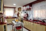 Resale - Villa -
La Nucía - Urbanizaciones