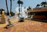 Resale - Villa -
Catral