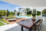 Herverkoop - Villa -
Marbella - East Marbella