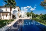 Herverkoop - Villa -
Marbella - Nueva Andalucía