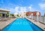 Herverkoop - Villa -
Orihuela Costa - Villamartín
