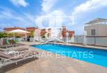 Herverkoop - Villa -
Orihuela Costa - Villamartín