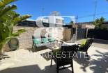 Resale - Villa -
Benijofar