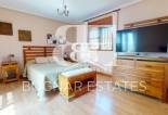 Herverkoop - Villa -
Aguilas