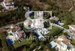 Resale - Villa -
Marbella - Los Naranjos de Marbella