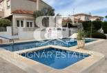 Resale - Villa -
Algorfa - La finca Golf