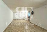 Herverkoop - Herenhuis -
Torrevieja - Torrelamata - La Mata