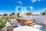 Wiederverkauf - Villa -
Marbella - Puerto Banús