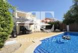 Herverkoop - Villa -
Altaona Golf and Country Village - Altaona Golf - Country Village