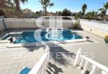 Resale - Villa -
Benijofar - Monte Azul