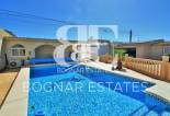 Resale - Villa -
Torrevieja - La Siesta