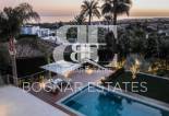 Resale - Villa -
Marbella - Nagueles