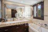 Herverkoop - Villa -
Benahavis - La Quinta