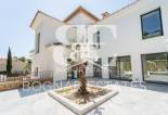 Resale - Villa -
Marbella - Sierra Blanca
