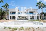 Resale - Villa -
Marbella - Sierra Blanca