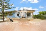 Resale - Villa -
Alicante - Rebolledo