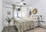 Wiederverkauf - Villa / Semi-detached Villa -
Torrevieja - Torreta Florida
