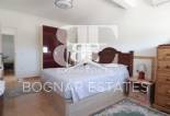 Herverkoop - Herenhuis -
Torrevieja - Torretas